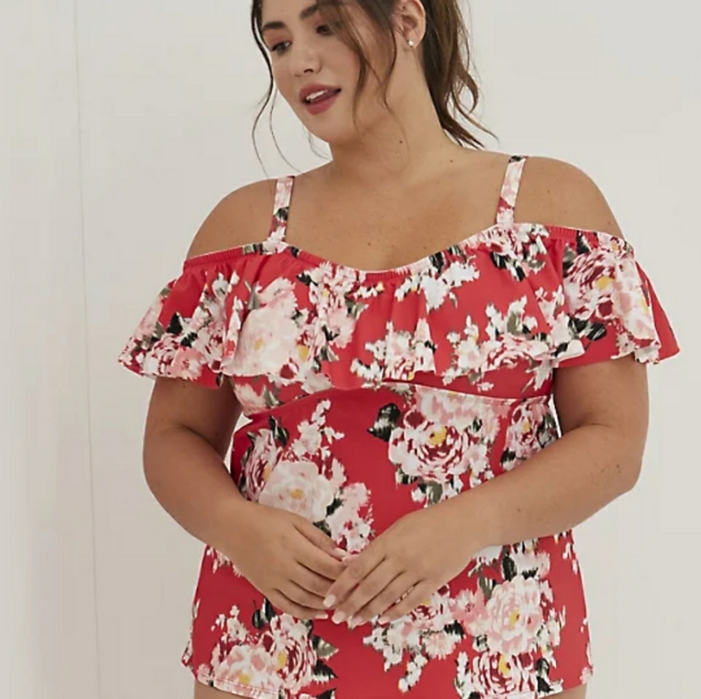 Torrid Off The Shoulder Ruffle Swim Tankini - Floral Red, size 4